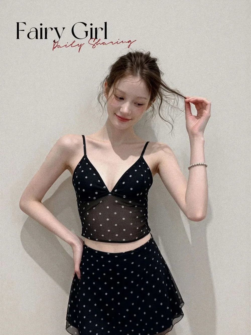 N/A black polka